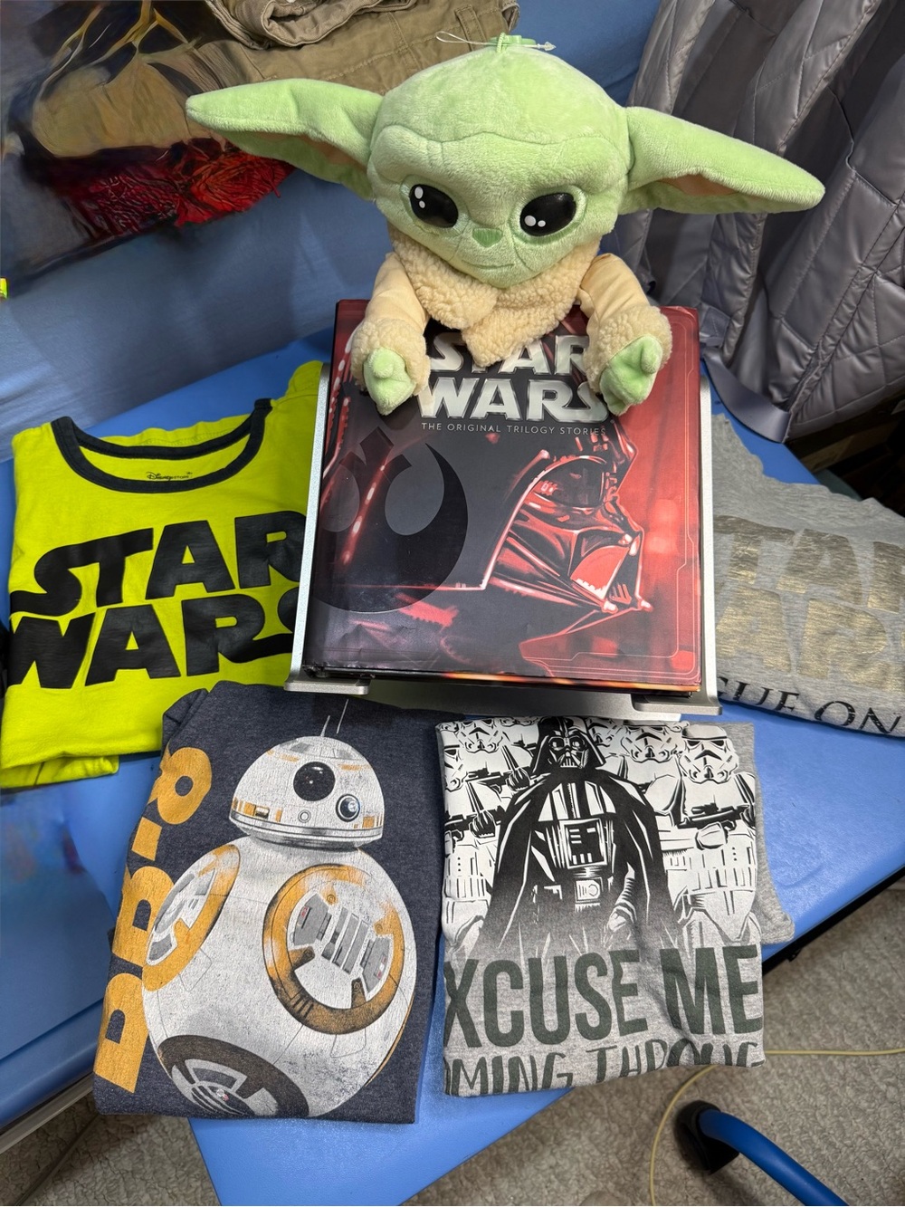 BUNDLE Star Wars Trilogy Book, Yoda Plush, 4 themed t shirts